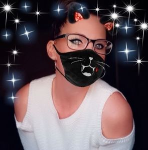 Meet your Posher, Shay